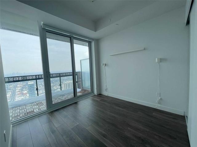 4907 - 8 Eglinton Ave E, Condo with 1 bedrooms, 1 bathrooms and 0 parking in Toronto ON | Image 5