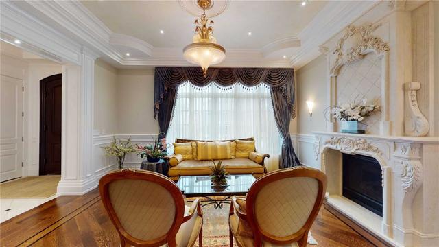 59 Lorraine Dr, House detached with 5 bedrooms, 7 bathrooms and 6 parking in Toronto ON | Image 3