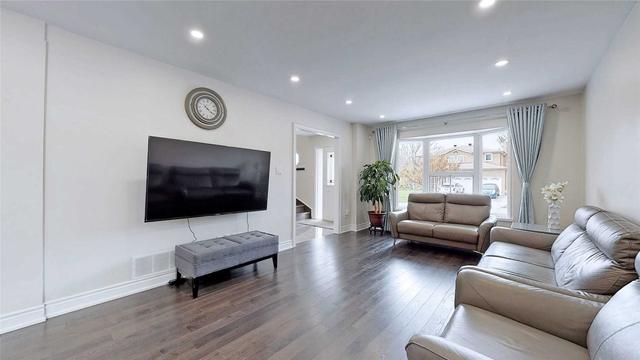 40 White Ash Dr, House detached with 4 bedrooms, 3 bathrooms and 8 parking in Markham ON | Image 33