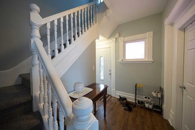 193 Chatham St, House detached with 5 bedrooms, 2 bathrooms and 1 parking in Brantford ON | Image 11