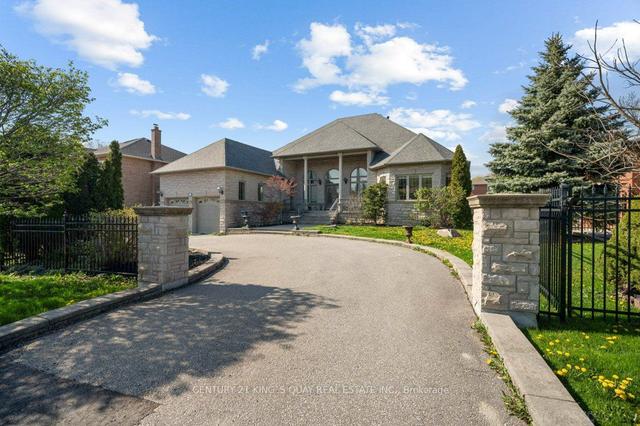 22 Garden Ave, House detached with 3 bedrooms, 4 bathrooms and 9 parking in Richmond Hill ON | Image 33