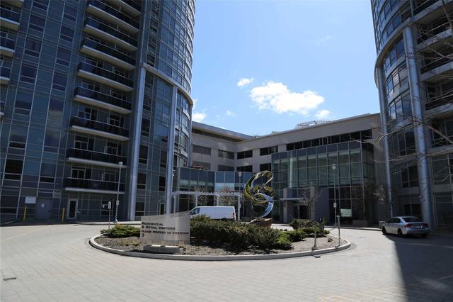 1518 - 135 Village Green Sq, Condo with 2 bedrooms, 2 bathrooms and 1 parking in Toronto ON | Image 9