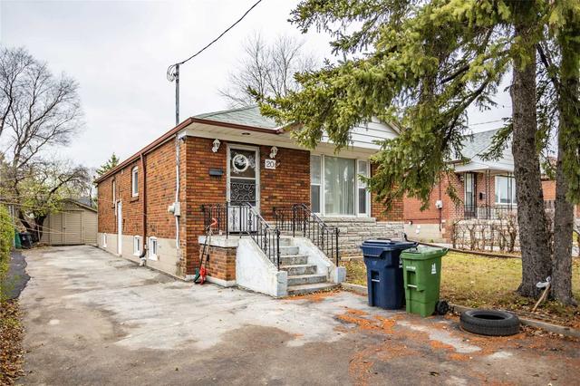 20 Lewiston Rd, House detached with 3 bedrooms, 1 bathrooms and 4 parking in Toronto ON | Image 7