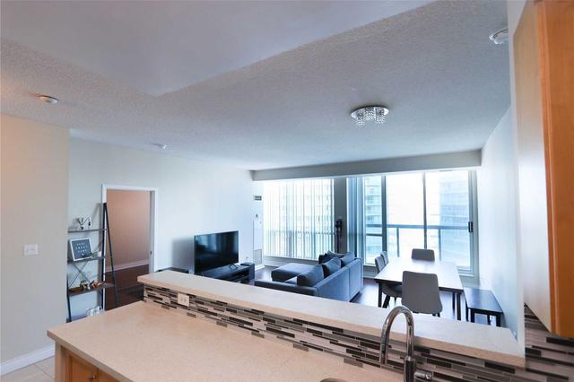 lph18 - 23 Lorraine Dr, Condo with 2 bedrooms, 3 bathrooms and 1 parking in Toronto ON | Image 10