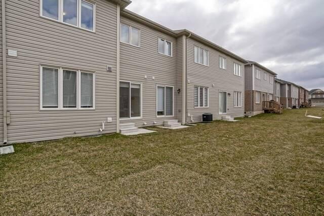 74 Munro Circ, House attached with 3 bedrooms, 3 bathrooms and 2 parking in Brantford ON | Image 24