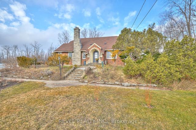 1210 Garrison Rd, House detached with 3 bedrooms, 2 bathrooms and 12 parking in Fort Erie ON | Image 12