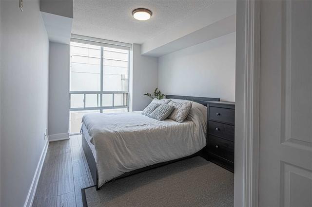 909 - 18 Stafford St, Condo with 1 bedrooms, 1 bathrooms and 1 parking in Toronto ON | Image 3