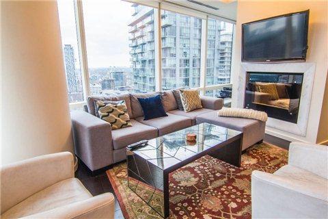 2801 - 180 University Ave, Condo with 2 bedrooms, 3 bathrooms and 1 parking in Toronto ON | Image 6