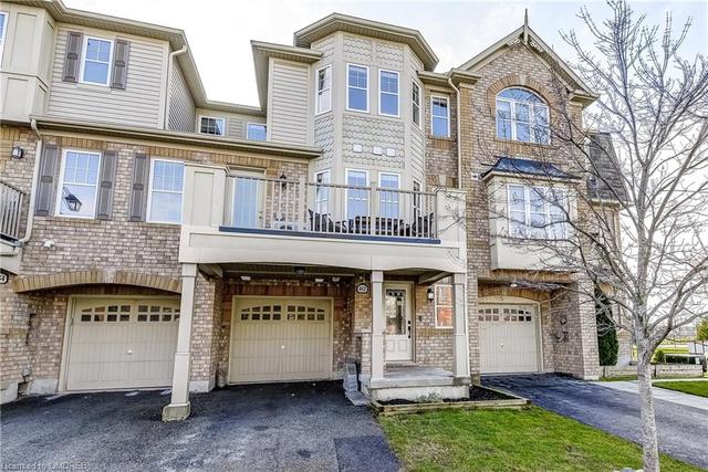 862 Fowles Court, House attached with 2 bedrooms, 2 bathrooms and 3 parking in Milton ON | Image 1