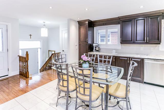 4190 Bishopstoke Lane, House semidetached with 3 bedrooms, 2 bathrooms and 4 parking in Mississauga ON | Image 37