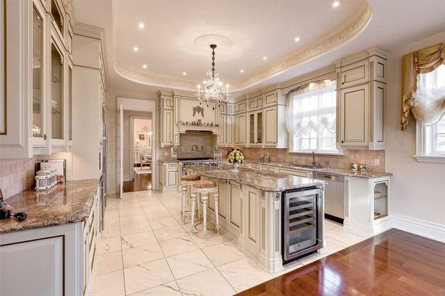 36 Thornbank Rd, House detached with 5 bedrooms, 10 bathrooms and 9 parking in Vaughan ON | Image 6
