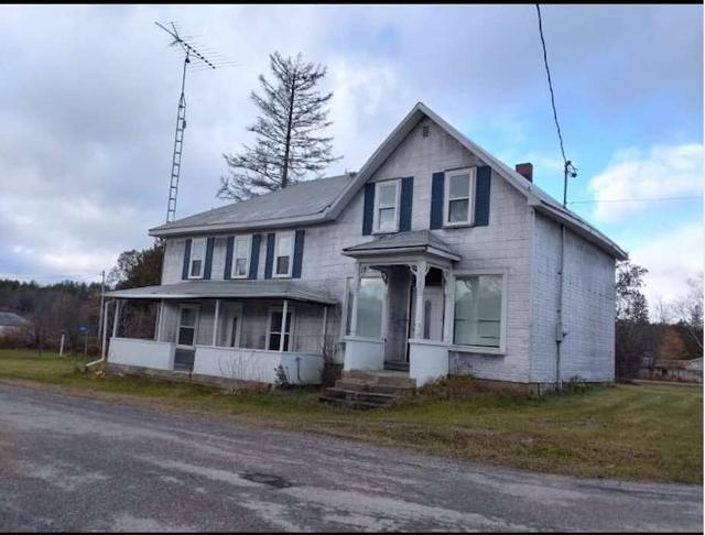 1004 Brock Rd, House detached with 3 bedrooms, 1 bathrooms and 2 parking in Central Frontenac ON | Image 1
