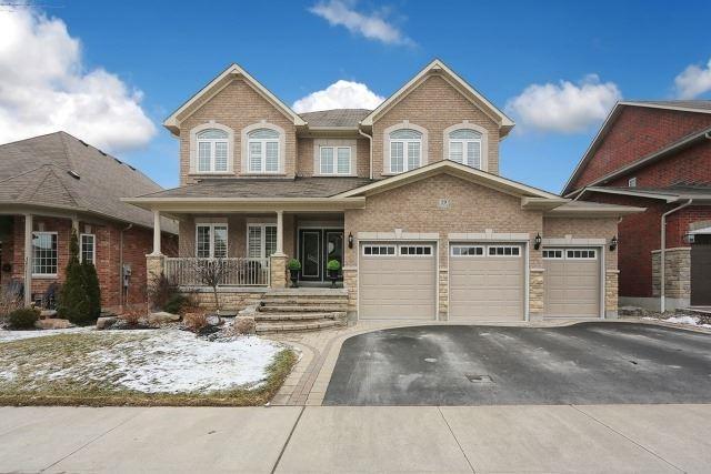 29 Corvinelli Dr, House detached with 5 bedrooms, 4 bathrooms and 4 parking in Whitby ON | Image 1