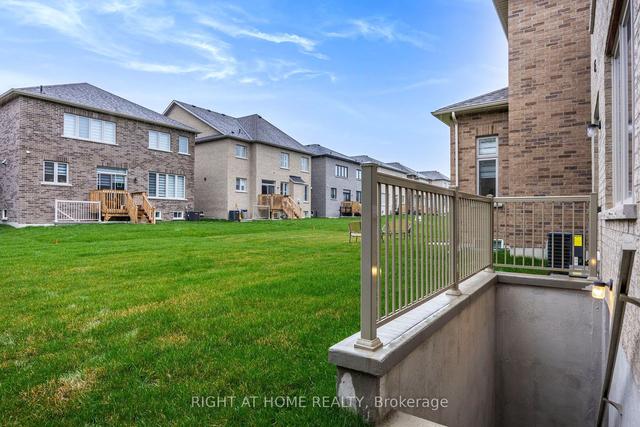53 Mountainside Cres, House detached with 3 bedrooms, 3 bathrooms and 2 parking in Whitby ON | Image 30
