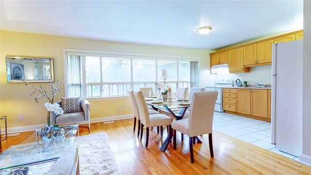173 Yorkview Dr, House detached with 3 bedrooms, 2 bathrooms and 6 parking in Toronto ON | Image 24