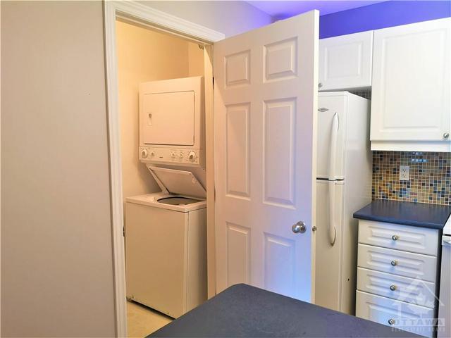 c - 231 Crestway Drive, Condo with 2 bedrooms, 1 bathrooms and 1 parking in Ottawa ON | Image 9