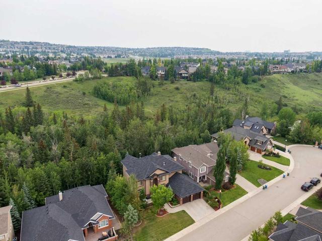 72 Discovery Valley Cove Sw, Home with 5 bedrooms, 5 bathrooms and 4 parking in Calgary AB | Image 50