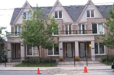 th 6 - 140 Bathurst St, Townhouse with 2 bedrooms, 2 bathrooms and 1 parking in Toronto ON | Image 1