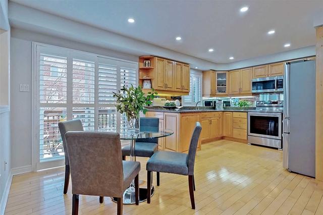 5037 East Mill Rd, House semidetached with 3 bedrooms, 3 bathrooms and 4 parking in Mississauga ON | Image 4