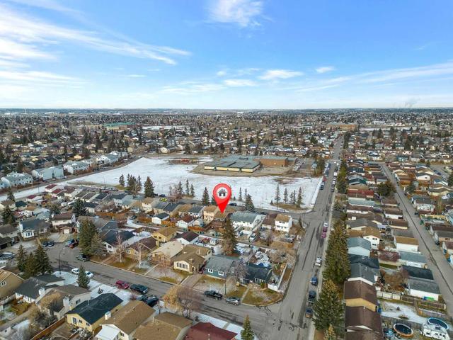 10 Falwood Crescent Ne, Home with 2 bedrooms, 1 bathrooms and 1 parking in Calgary AB | Image 45