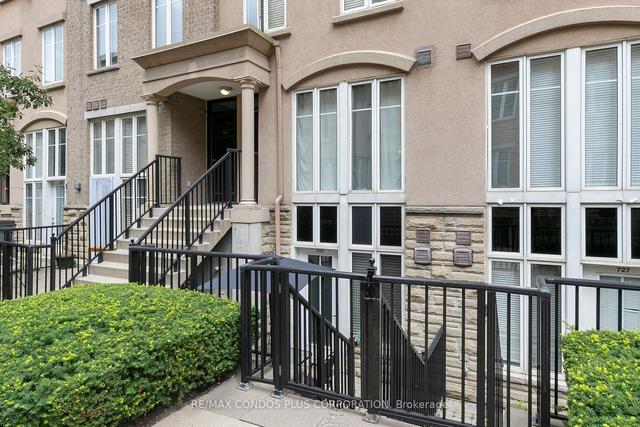 728 - 42 Western Battery Rd, Townhouse with 1 bedrooms, 1 bathrooms and 1 parking in Toronto ON | Image 1