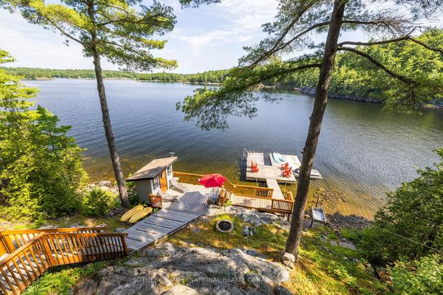 72 Georgian Bay Water, House detached with 3 bedrooms, 2 bathrooms and 0 parking in The Archipelago ON | Image 2