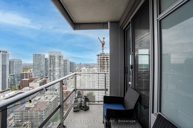 3711 - 2191 Yonge St, Condo with 2 bedrooms, 3 bathrooms and 1 parking in Toronto ON | Image 40