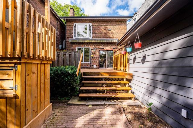 61 Lawton Blvd, House detached with 3 bedrooms, 3 bathrooms and 1 parking in Toronto ON | Image 35