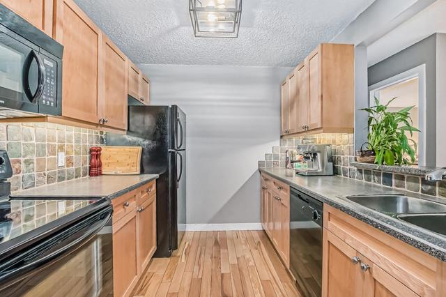 401 - 930 18 Avenue Sw, Condo with 2 bedrooms, 2 bathrooms and 1 parking in Calgary AB | Card Image