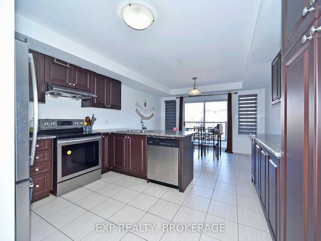 3664 St Clair Ave E, House attached with 4 bedrooms, 4 bathrooms and 1 parking in Toronto ON | Image 5