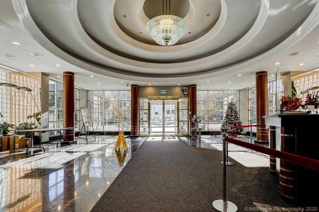 sph108 - 28 Hollywood Ave, Condo with 1 bedrooms, 1 bathrooms and 1 parking in Toronto ON | Image 11
