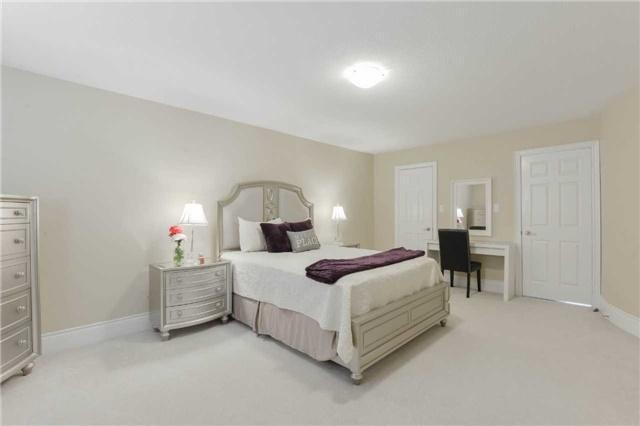 58 Viewmount Cres, House detached with 5 bedrooms, 5 bathrooms and 4 parking in Brampton ON | Image 12