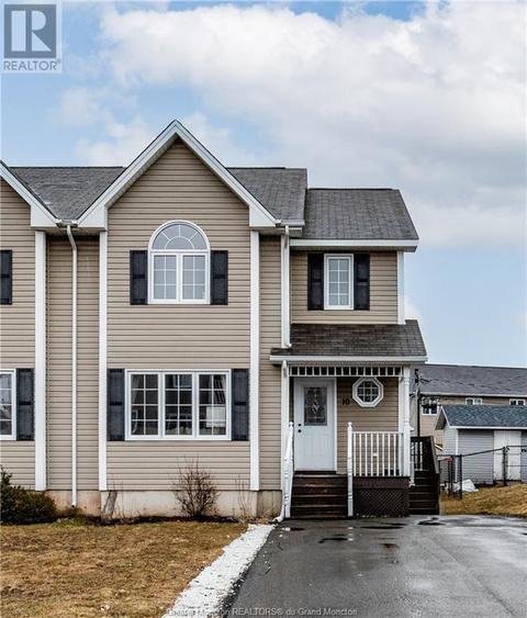 10 Dalton, House semidetached with 3 bedrooms, 2 bathrooms and null parking in Riverview NB | Card Image