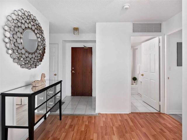 509 - 190 Manitoba St, Condo with 2 bedrooms, 2 bathrooms and 2 parking in Toronto ON | Image 1