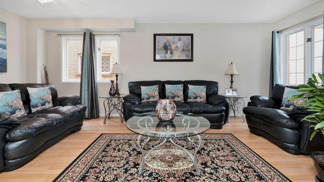 70 Tumbleweed Tr, House semidetached with 4 bedrooms, 4 bathrooms and 5 parking in Brampton ON | Image 37