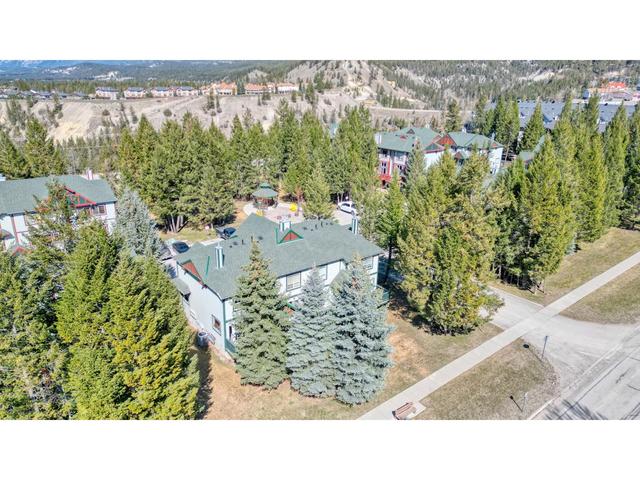 126 - 4835 Radium Boulevard, House attached with 3 bedrooms, 3 bathrooms and 1 parking in Radium Hot Springs BC | Image 33