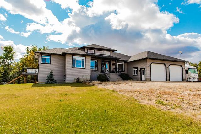 33039 Twp Rd 725, House detached with 5 bedrooms, 3 bathrooms and null parking in Grande Prairie County No. 1 AB | Image 3