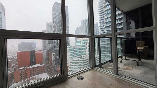 1901 - 88 Blue Jays Way, Condo with 1 bedrooms, 1 bathrooms and 0 parking in Toronto ON | Image 3