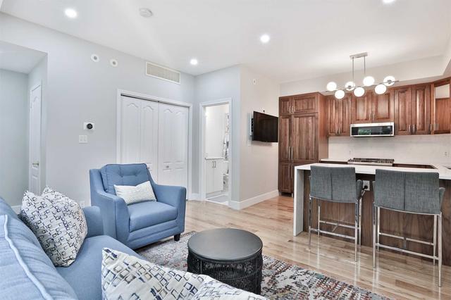 th20 - 70 Carr St, Townhouse with 0 bedrooms, 1 bathrooms and 1 parking in Toronto ON | Image 19