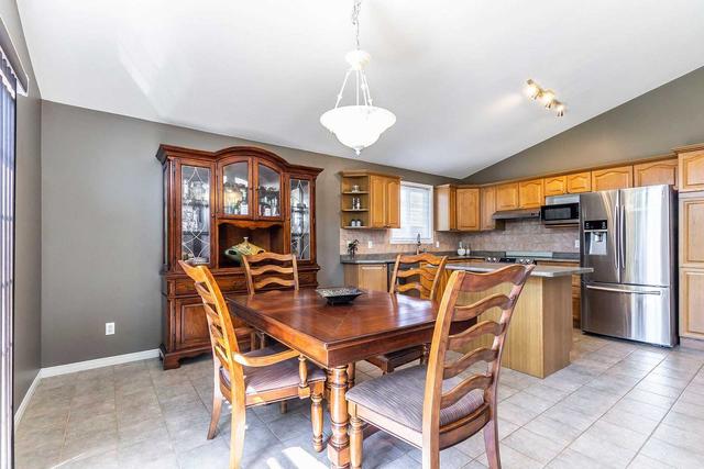 571 Chesapeake Dr, House detached with 3 bedrooms, 3 bathrooms and 4 parking in Waterloo ON | Image 19
