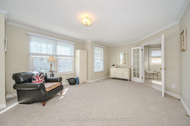 35 Foxwood Cres, House detached with 3 bedrooms, 4 bathrooms and 4 parking in Guelph ON | Image 18