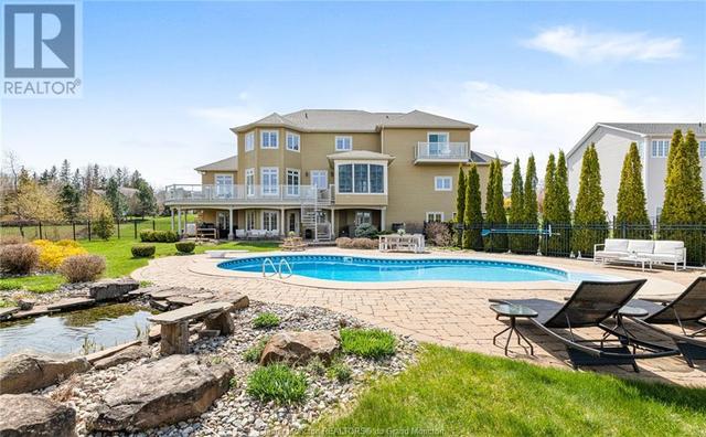 81 Pointe Aux Renards, House detached with 4 bedrooms, 3 bathrooms and null parking in Dieppe NB | Image 2