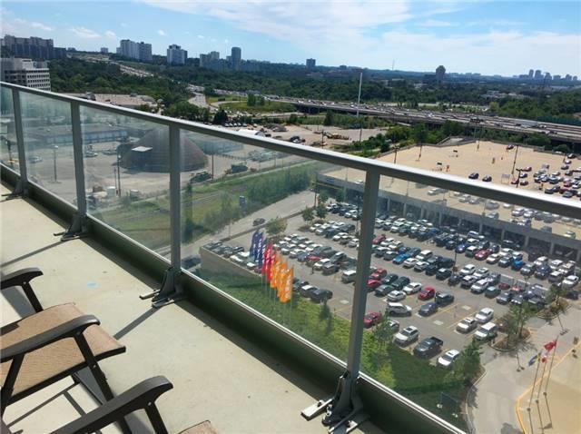 1601 - 29 Singer Crt, Condo with 1 bedrooms, 1 bathrooms and 1 parking in Toronto ON | Image 3