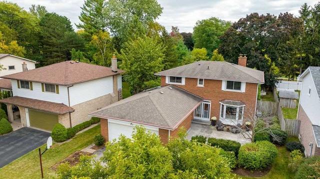 254 Sunrise Cres, House detached with 4 bedrooms, 4 bathrooms and 6 parking in Oakville ON | Image 24