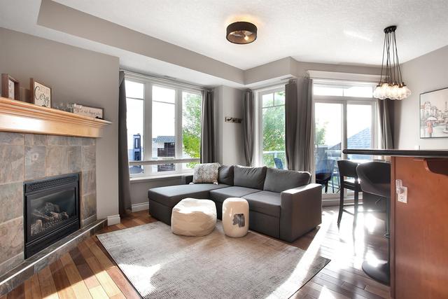 523 5 Street Ne, Home with 2 bedrooms, 2 bathrooms and 1 parking in Calgary AB | Image 1