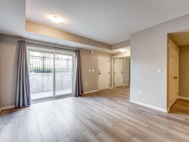 124 - 500 Kingbird Grve, Townhouse with 2 bedrooms, 2 bathrooms and 1 parking in Toronto ON | Image 37