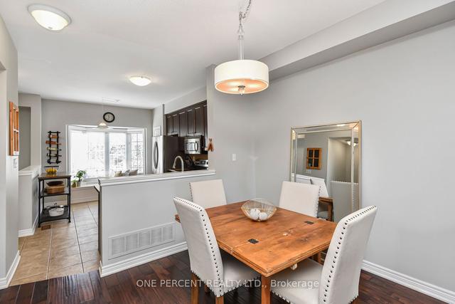 673 Rowley Common, House attached with 2 bedrooms, 2 bathrooms and 2 parking in Burlington ON | Image 3
