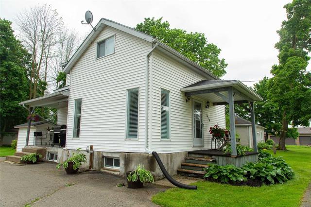 420 Temple St, House detached with 2 bedrooms, 2 bathrooms and 12 parking in Minto ON | Image 23