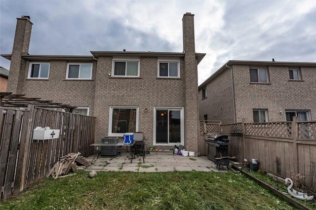 10 Woodstream Ave, House semidetached with 3 bedrooms, 3 bathrooms and 3 parking in Brampton ON | Image 33