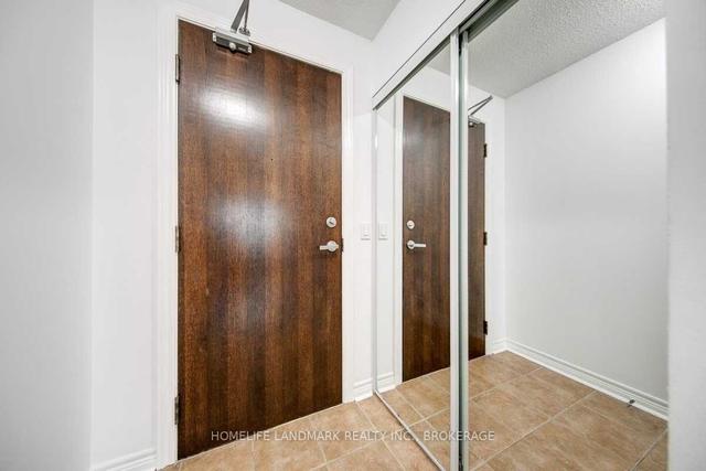 717 - 15 North Park Rd, Condo with 1 bedrooms, 1 bathrooms and 1 parking in Vaughan ON | Image 8